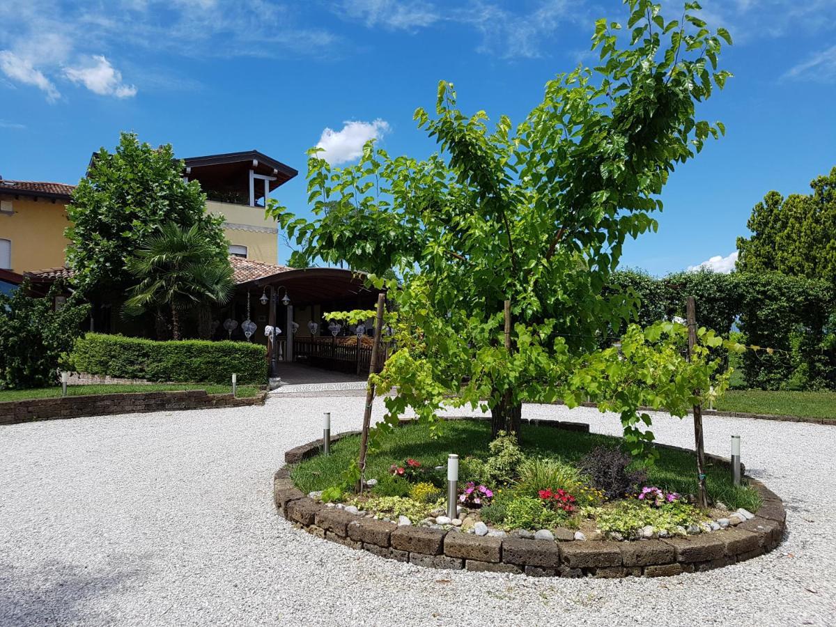 Villa Riviera Hotel Udine Pradamano Exterior foto